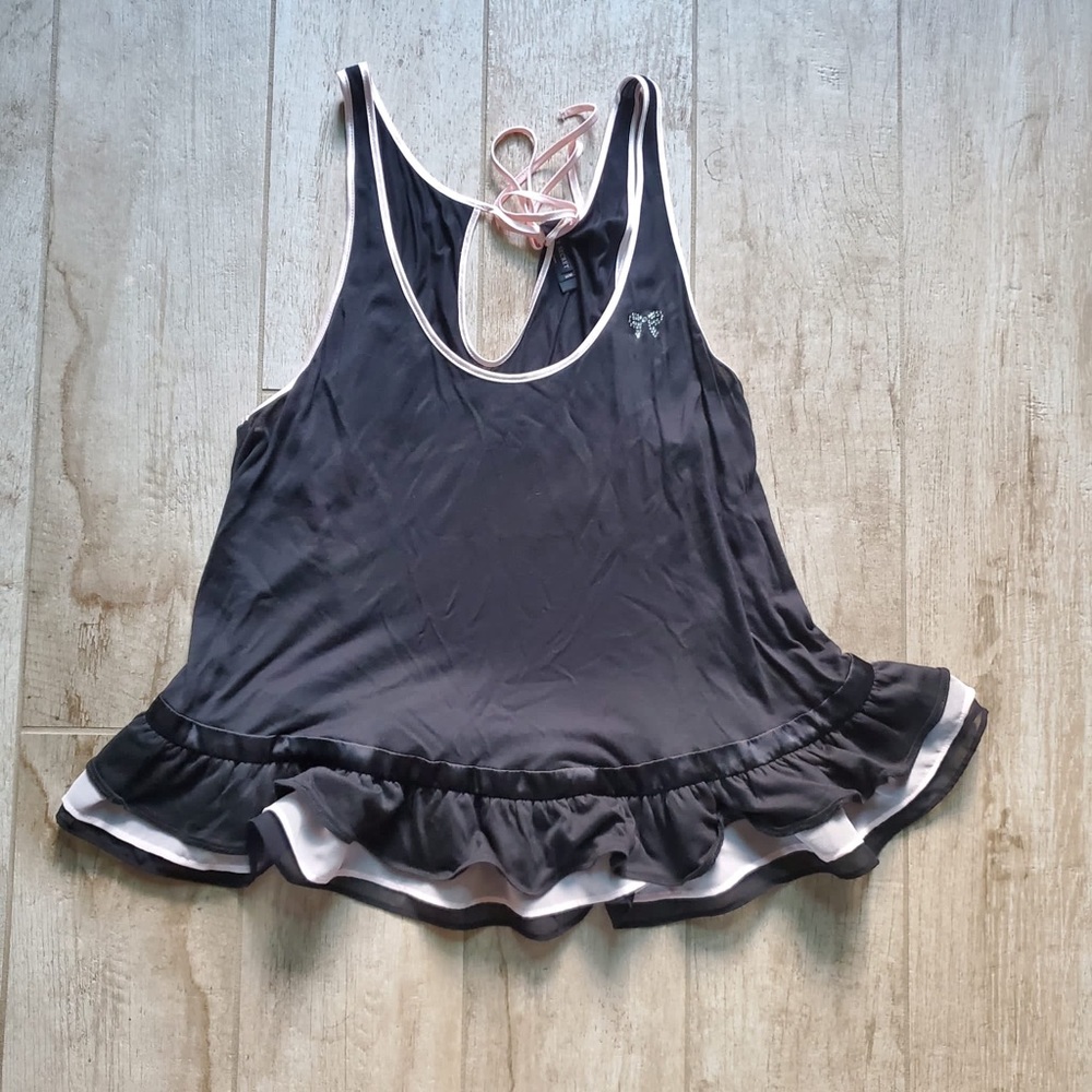 5/$25 Victoria’s Secret Sleeveless Black Babydoll Top